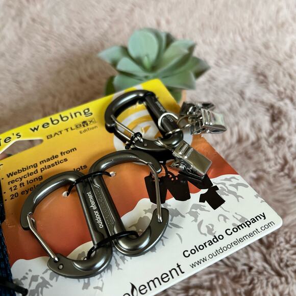 NEW Outdoor Element Charlotte's Web Camp Organizer Battl Box Edition - Picture 3 of 10